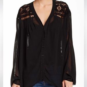 Ooberswank    L/S Black Blouse w Pretty Crochet Details, Full Sleeves   Size MED